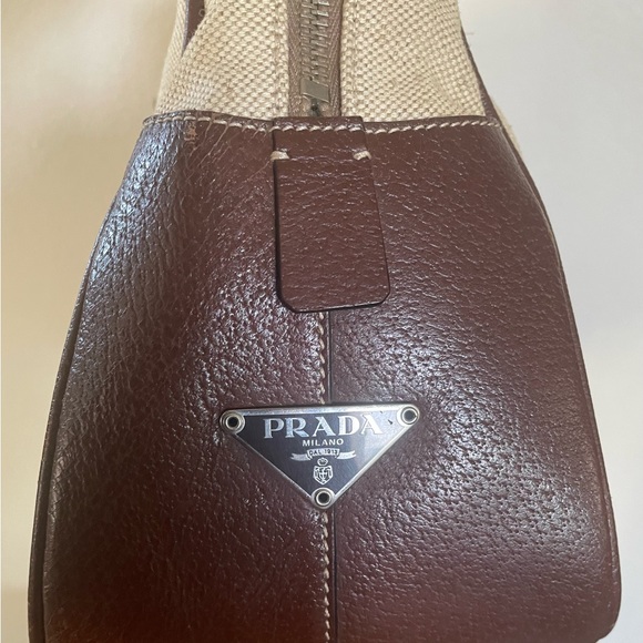 Vintage Authentic PRADA bag - Picture 5 of 16